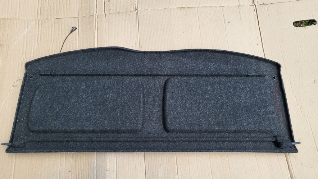 Lancia ypsilon 1 95-03 r полка багажника Доставка