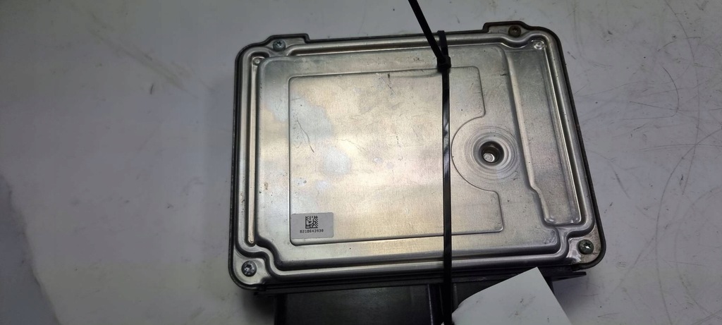 фото №6, Бортовий комп'ютер 03l906018qf audi a6 c7