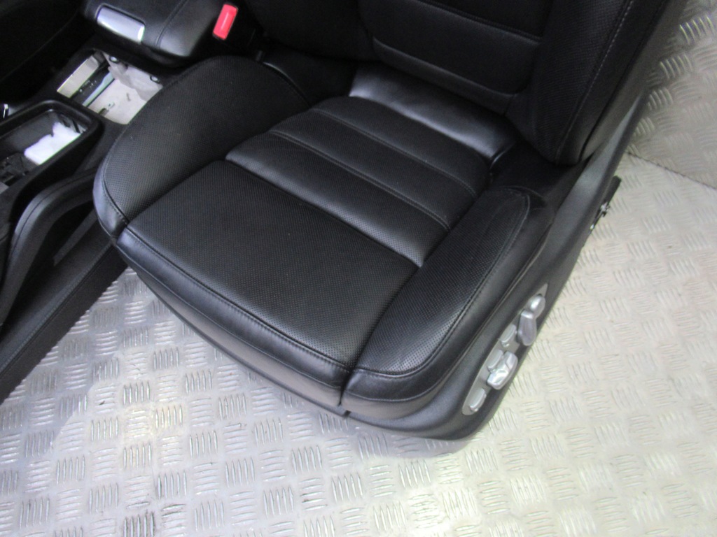 фото №5, Porsche cayenne 7p5 turbo lift сиденья заднее сиденье задняя обшивки комплектная обивка