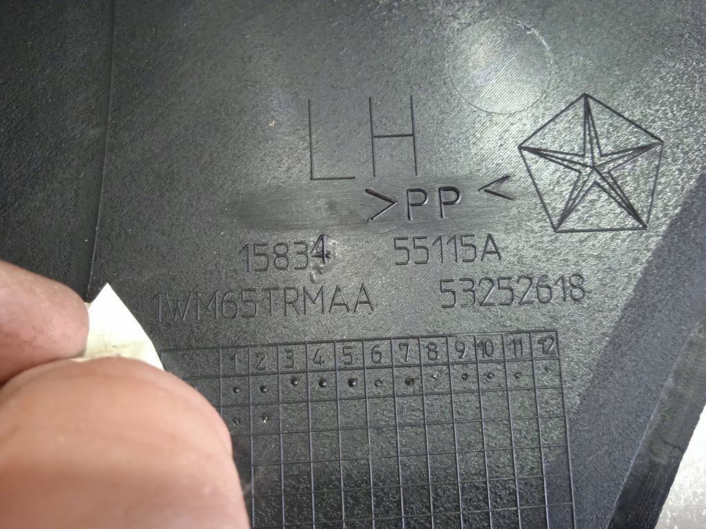 фото №11, Jeep cherokee обивка защита стойка левый задняя