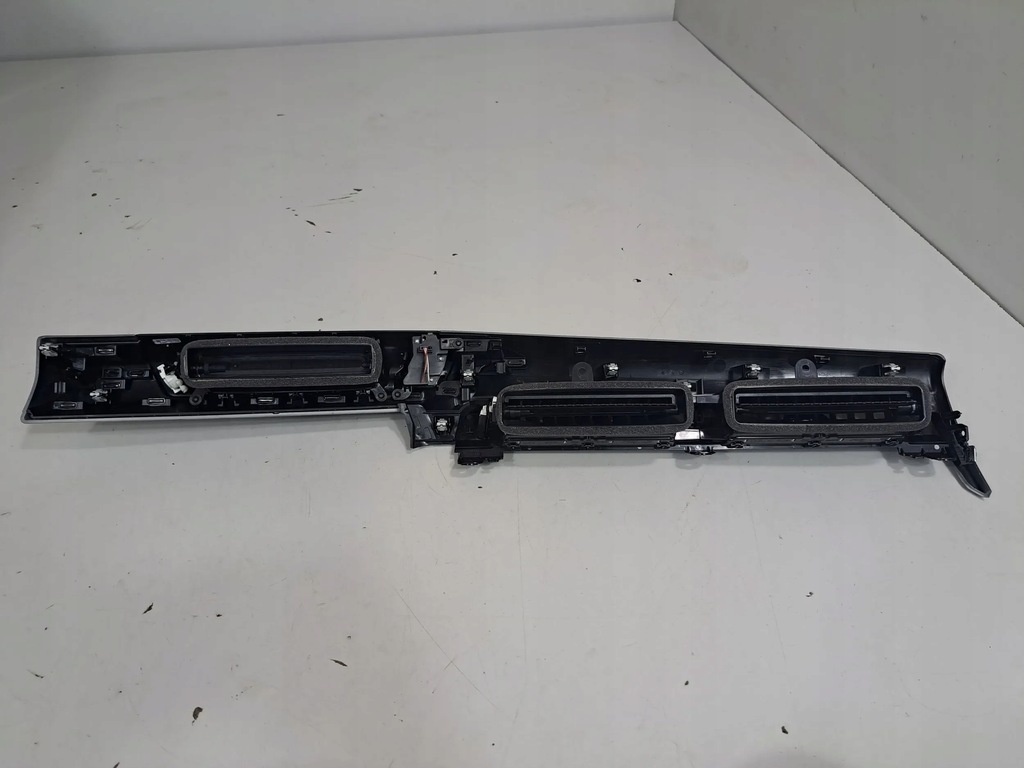 фото №7, Bmw 2 active tourer u06 2021 панелі приладова, консоль