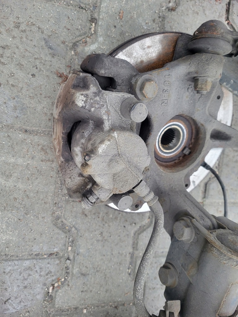 фото №9, Mcperson поворотный кулак левый перед renault megane iii 1.4tce