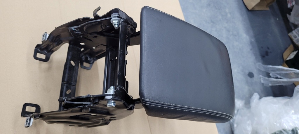 фото №7, A4 b8 s4 підлокітник шкіра шкіряний білий nić s line