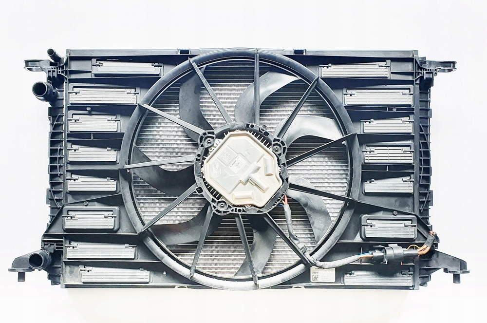 фото №1, Комплект радиатор audi a6 c8 2.0 tdi 2018 -