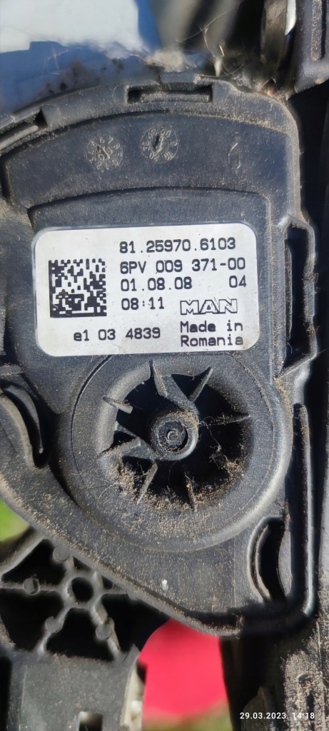 фото №8, Плита кріпильна педалі gaz, гальмо зчеплення man tgx