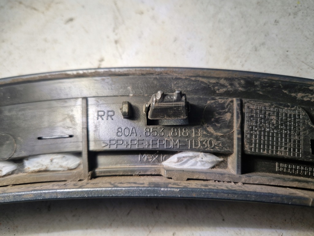 фото №6, Audi q5 80a s-line молдинг na крыло правая задняя 80a853818b