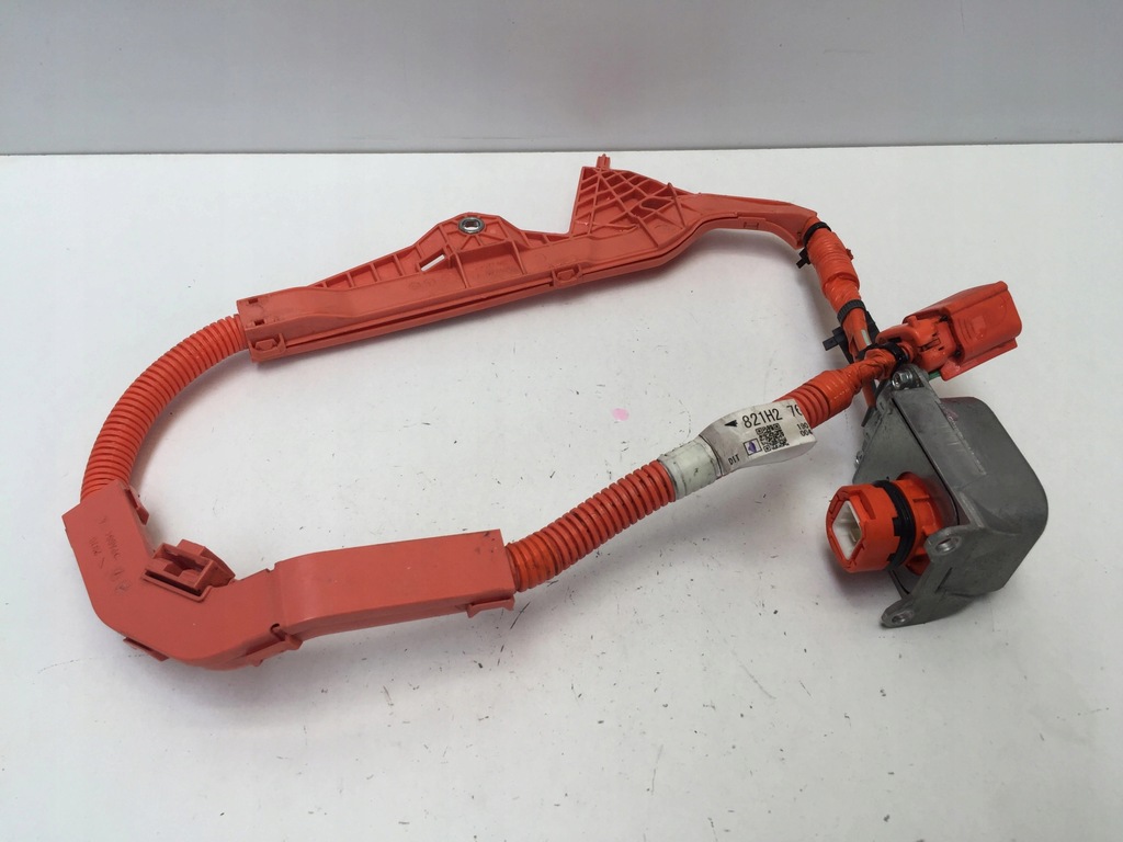 фото №1, Lexus ux 250h 2.0 гибрид шланг жгут аккумулятора