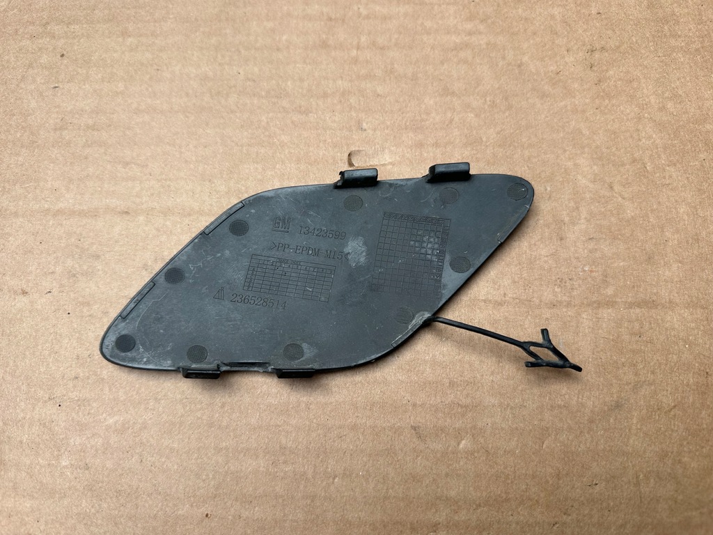 фото №6, Opel astra k заглушка фаркоп бампера перед 13423599