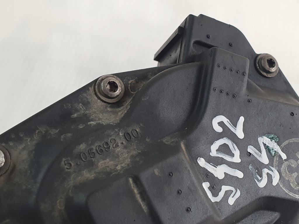 фото №10, Дроссельная заслонка 55564164 opel insignia 2.0cdti 11r.