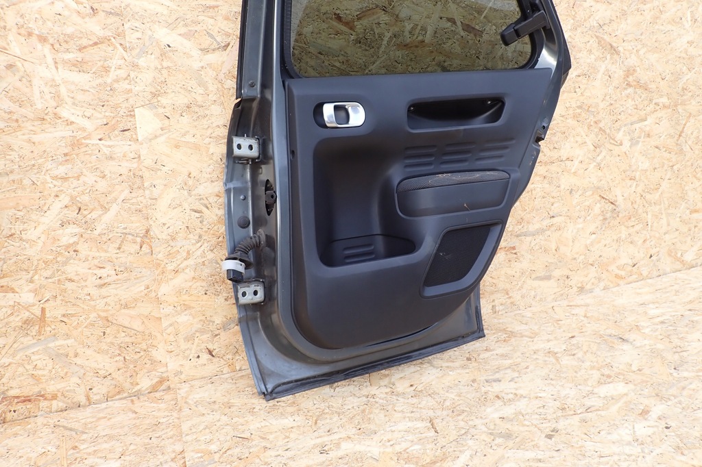 фото №12, Citroen c4 cactus дверь правое задние задние задняя 2016r ktpd