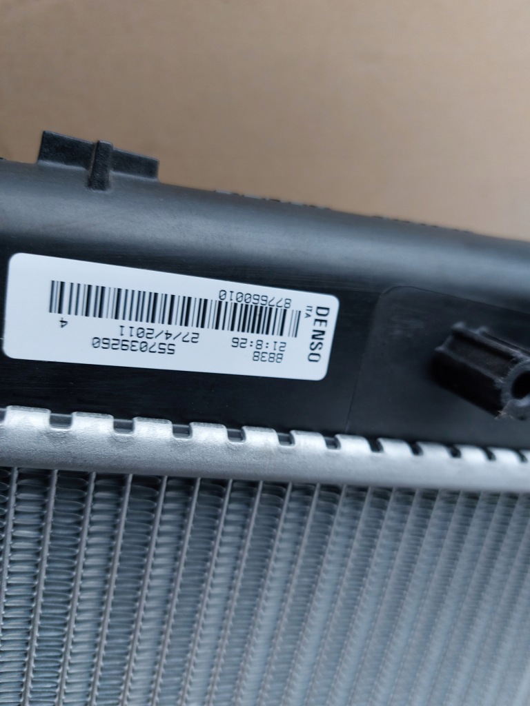 Радіатор води opel corsa d 1.3cdti оригінал Зі Шроту