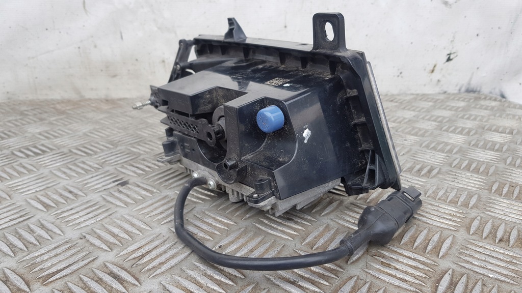 фото №8, Scania r s противотуманная фара левый 2552714