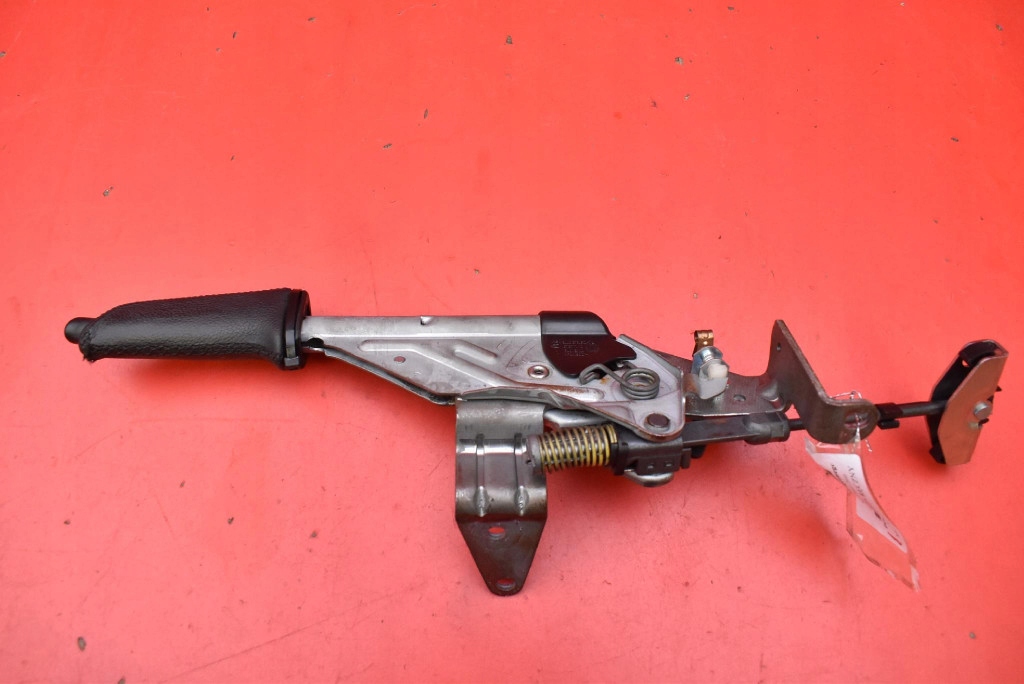 фото №5, Важіль гальма ручного 6764924 bmw e90 e91 04-10