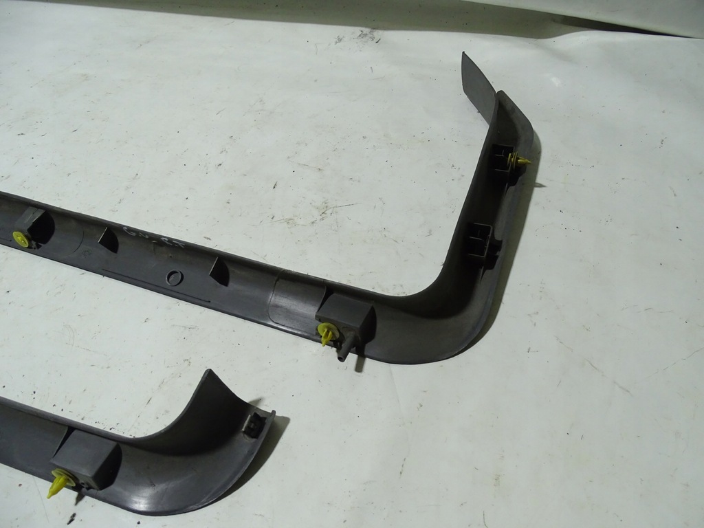 фото №8, Защита стойка накладка рамка задняя задняя chrysler grand voyager caravan