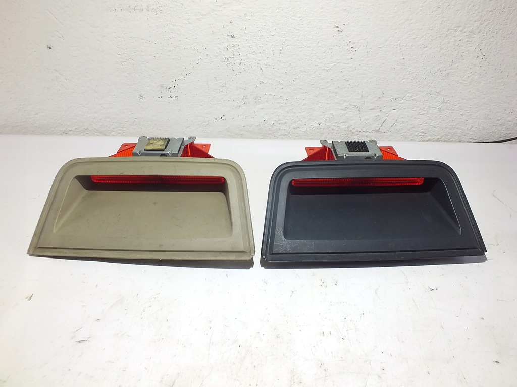 фото №3, Tiida третий свет стоп-сигнал