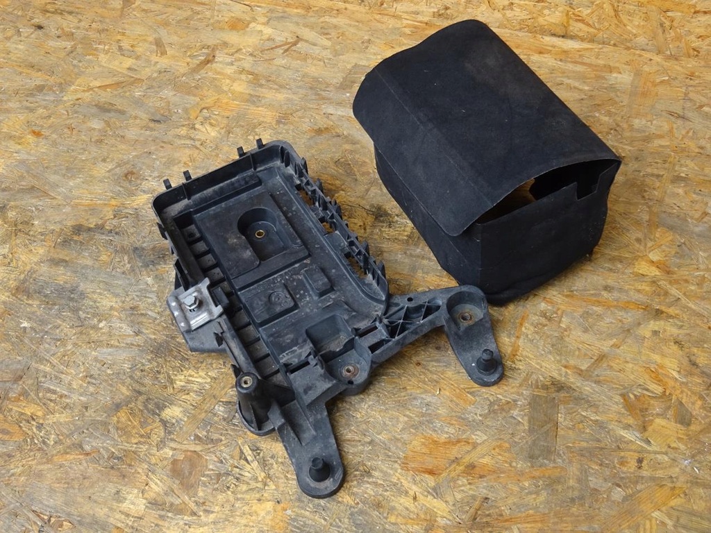 фото №1, Scirocco iii 2.0 tdi основа захист корпус акумулятор