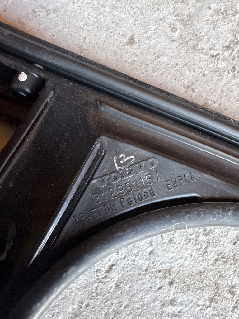 фото №5, Молдинг рамка двері задня права 30762366 volvo xc60 11-15