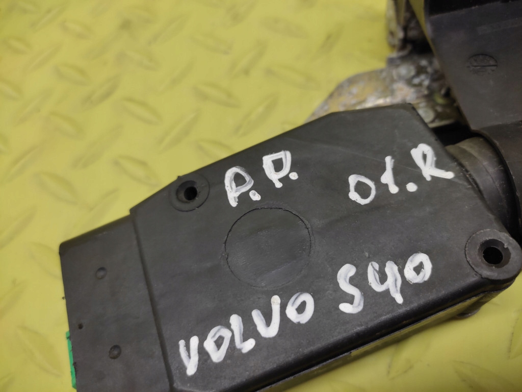 фото №7, Volvo s40 замок дверь правый перед