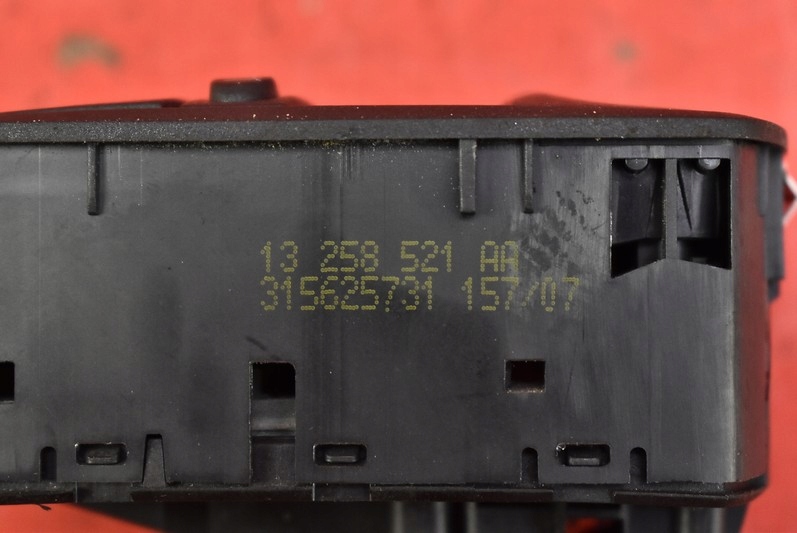 фото №6, Панель управление окон водителя eu opel corsa d 07r