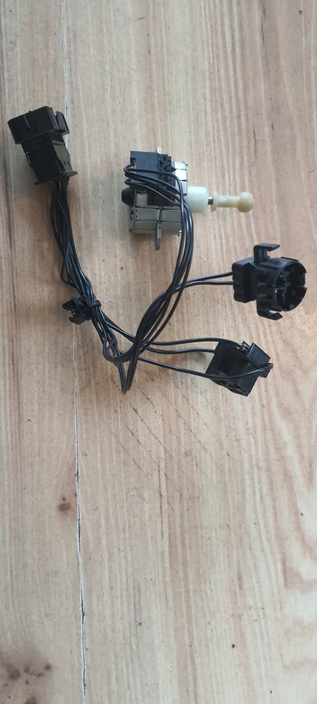 фото №1, Моторчик регулировки лампа mini f55 bmw