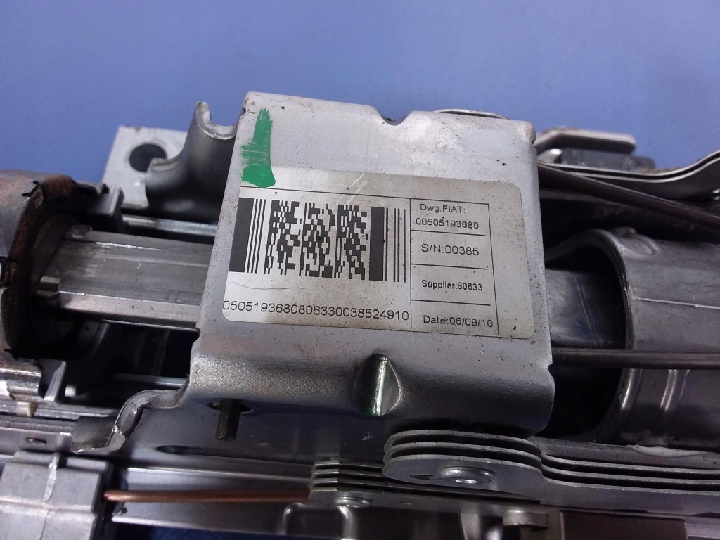 Alfa giulietta колонка рулевая 00505193680 Оригинал