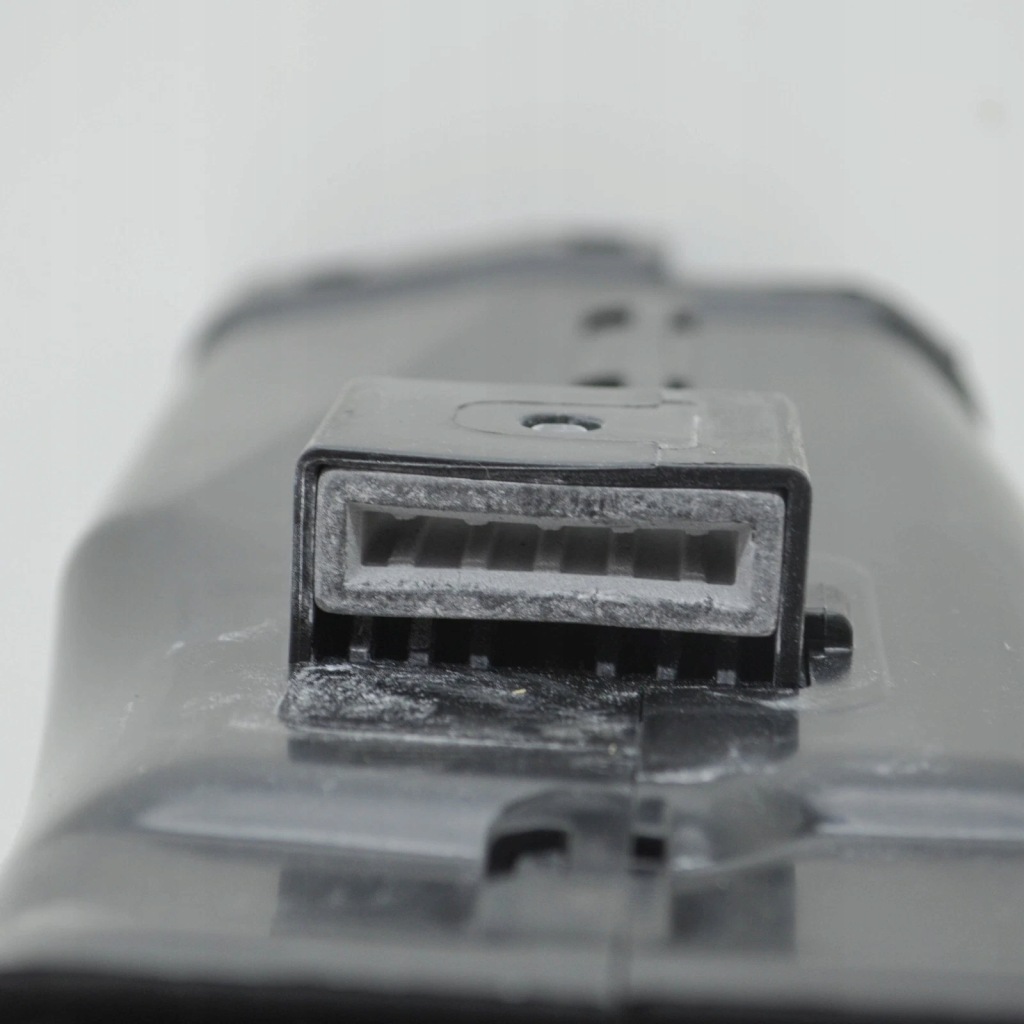 Купити Bmw 5 g30 air впуск tube повітропровід 13718577168 oem