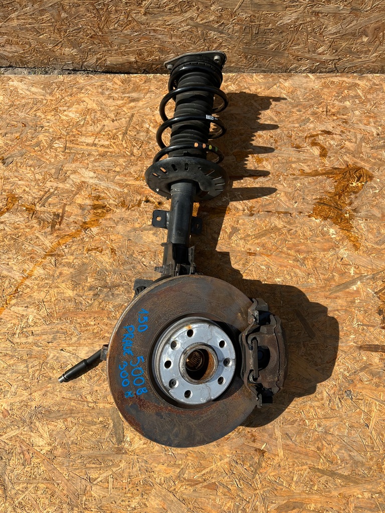 фото №1, Поворотний кулак права амортизаторна стійка peugeot 5008 3008 ii