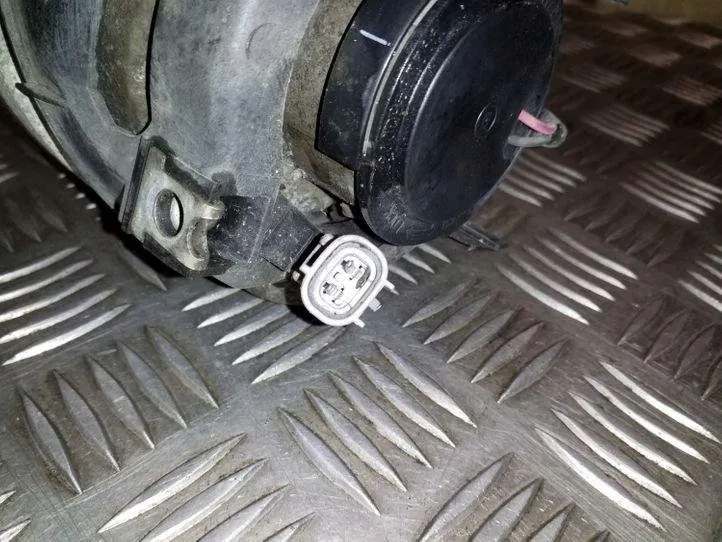 фото №7, Противотуманная фара левый передний subaru outback br 11420791 2.5l бензиновый 123kw 2006