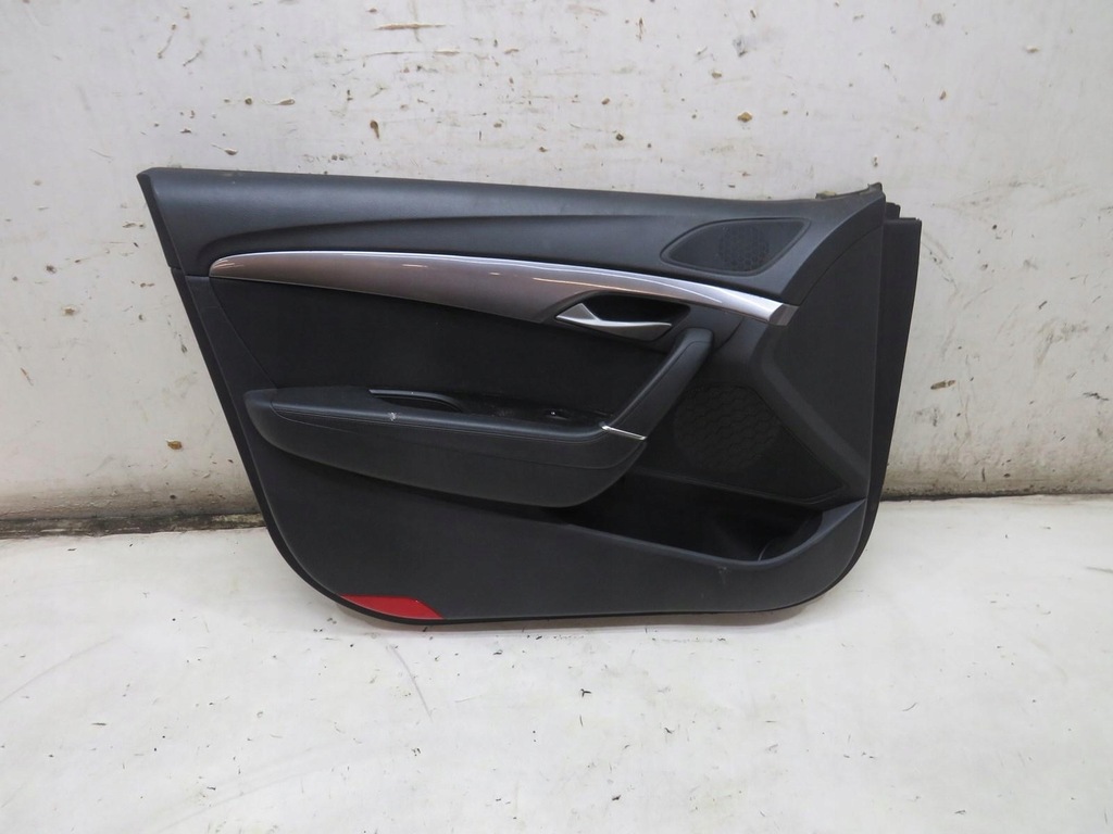 фото №1, Обшивка двері лівий перед i40 lift 823033zpr1