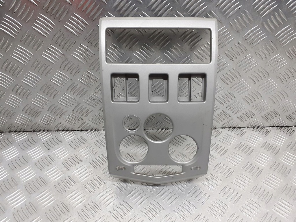 фото №1, Консоль средняя dacia logan i