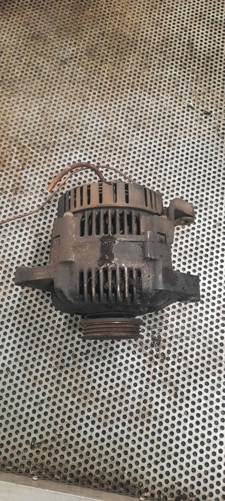 Генератор 7700424584 renault Ціна