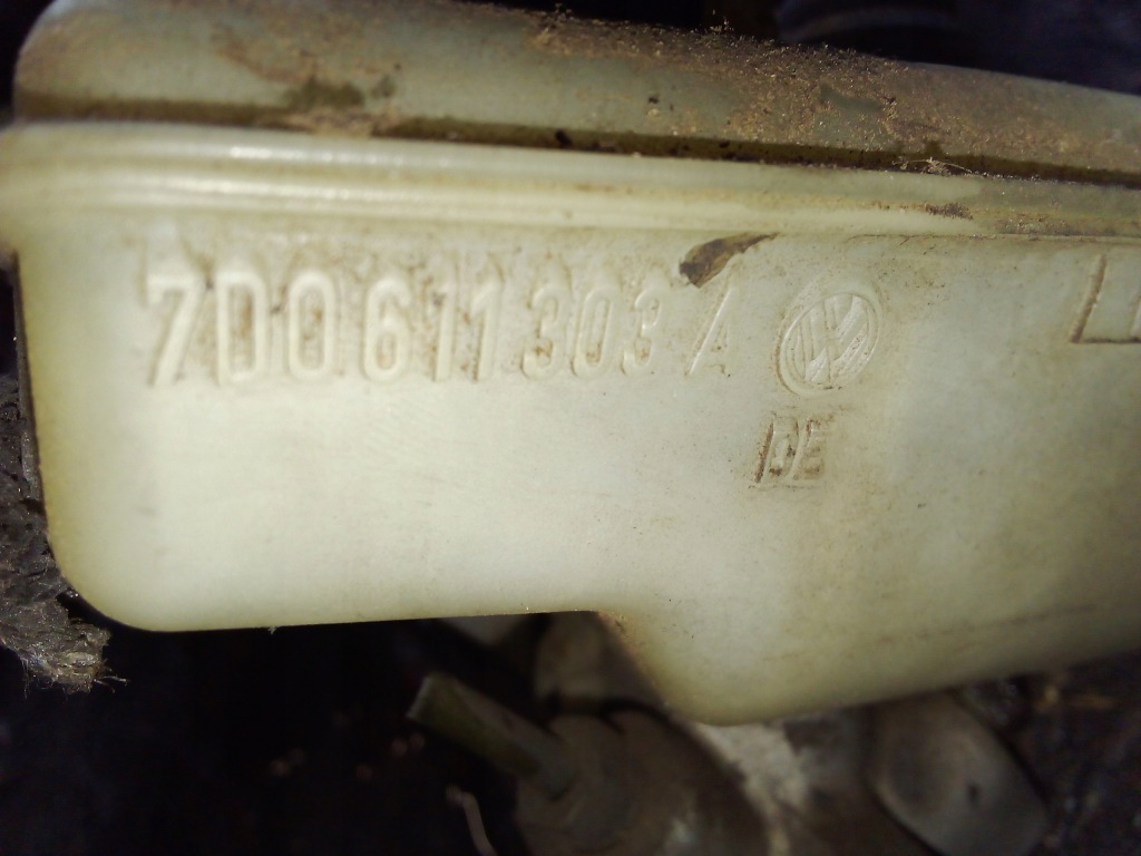 фото №4, Vw transporter t4 насос тормозная 7d0611303a