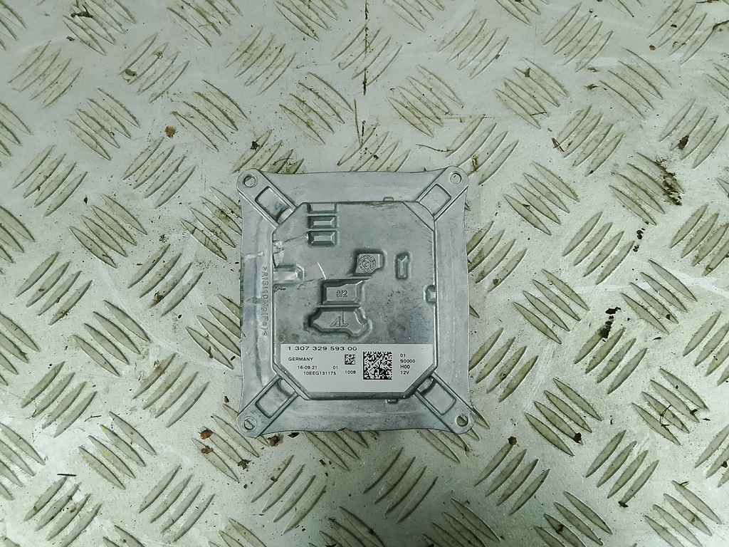 фото №1, Renault clio iv преобразователь модуль лампы 130732959300