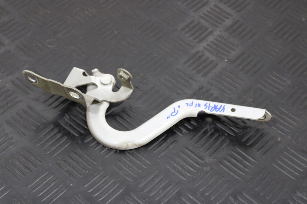 фото №1, Петля капот правий перед toyota yaris iii 3 lift