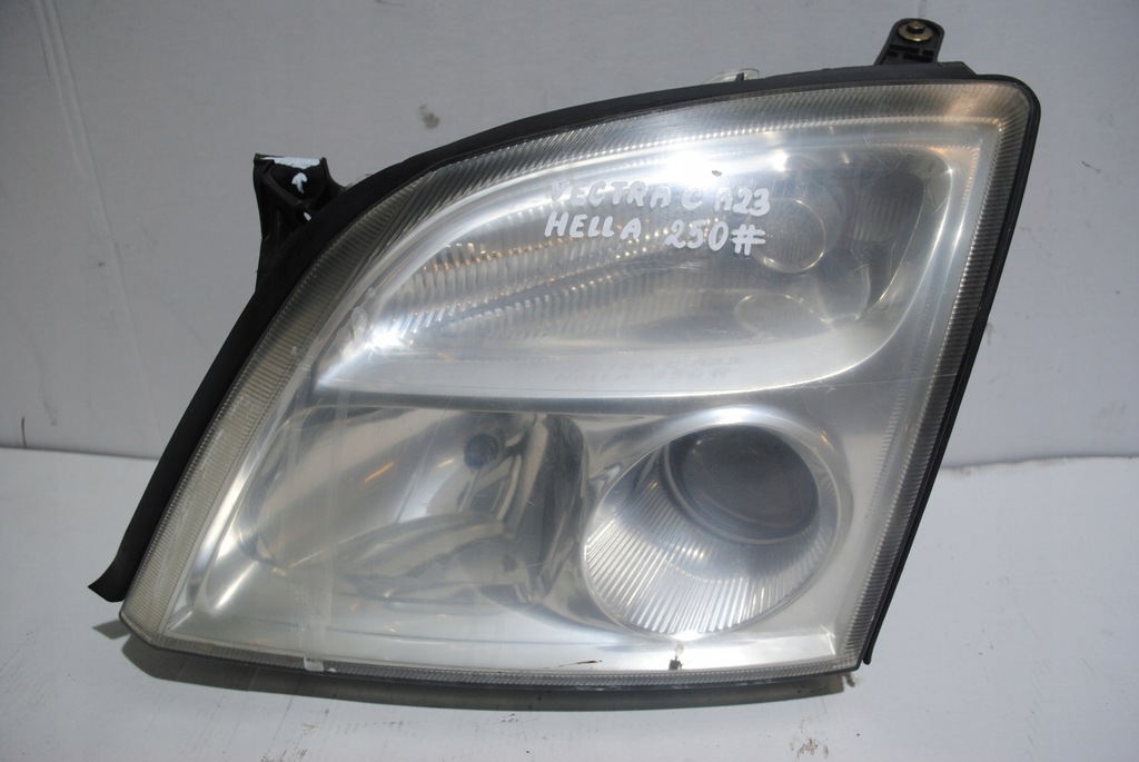 фото №1, Лампа передняя левый перед opel vectra c hella