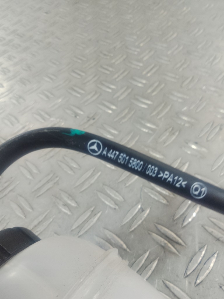 Vito 447 eqv 447 22- бачок розширювальний a4475017300 в Україні