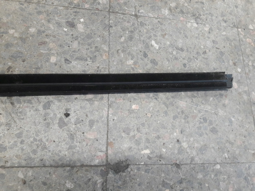 фото №6, Молдинг уплотнитель правый перед ford mustang mach-e