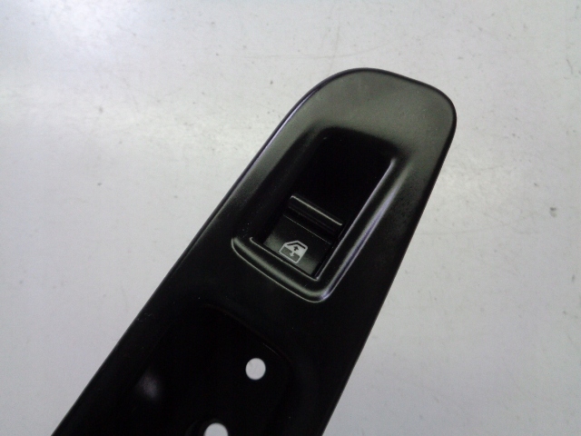 фото №2, Панель стекло правый задняя jeep renegade 1.4 multiair przed lift 2017 r