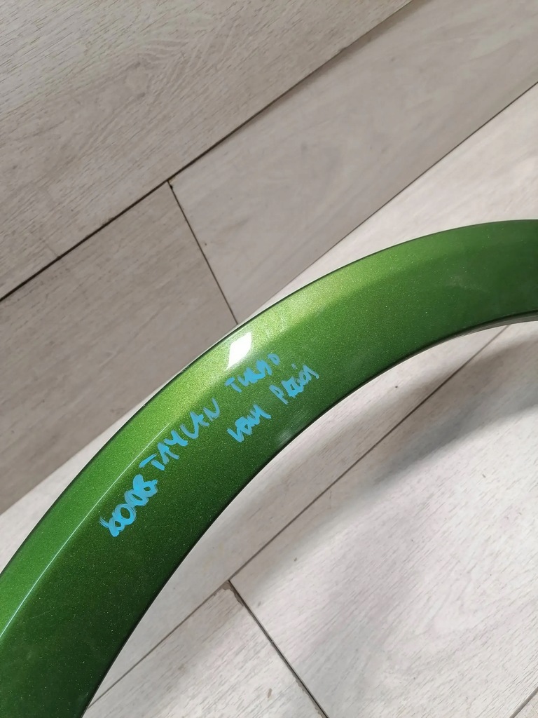 фото №9, Taycan turbo молдинг крила лівий перед 9j0853717c