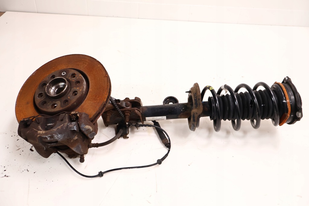 фото №1, Jeep renegade 1.4 mta амортизационная стойка правый перед 520038610, 520361870