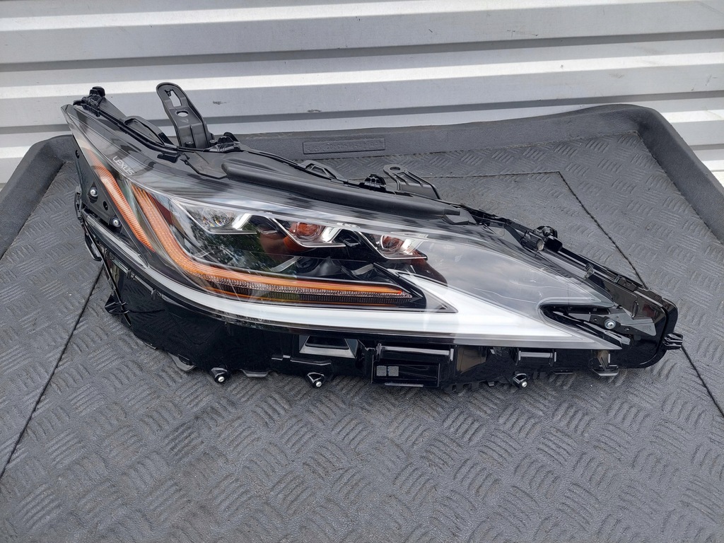 фото №11, Лампа перед правий передня права комплектна full led lexus es vii 7 300 h