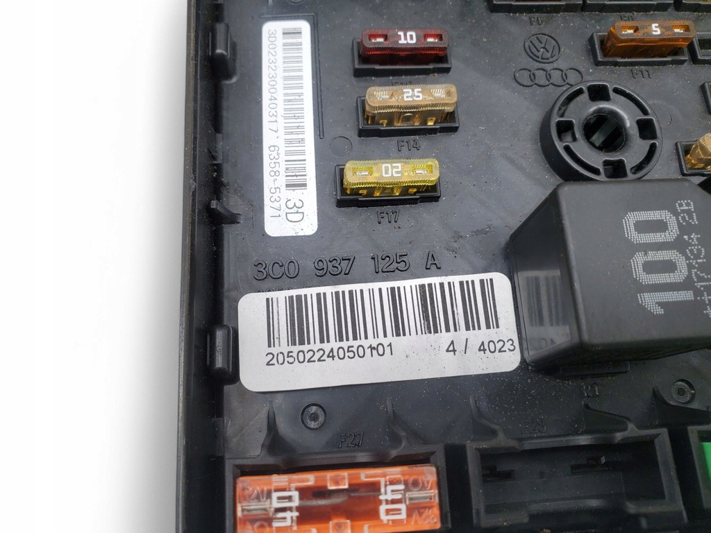 фото №5, Audi q3 8u 3c0937125a коробка предохранителей