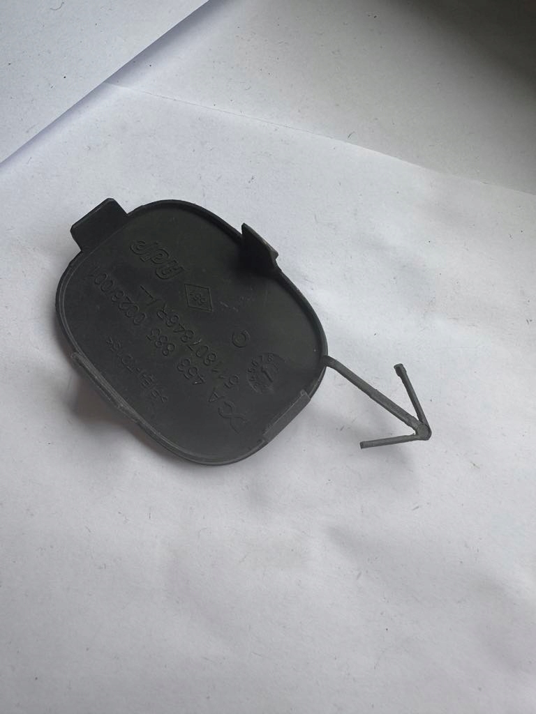 фото №3, Smart forfour ii w453 - заглушка фаркоп бампера перед 511807846r