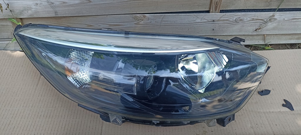 фото №4, Лампа передняя правая renault captur led 260105066r
