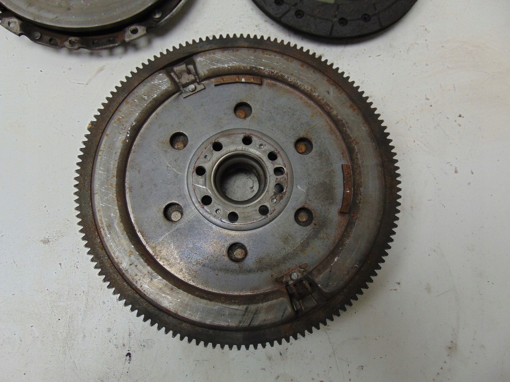 фото №8, Сцепление колесо двухмассовый peugeot expert 2.0 hdi 9664361580 9663453080