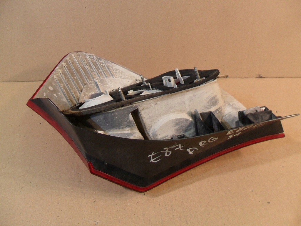 фото №13, Лампа левая задняя bmw 1 e81 e87 0397034