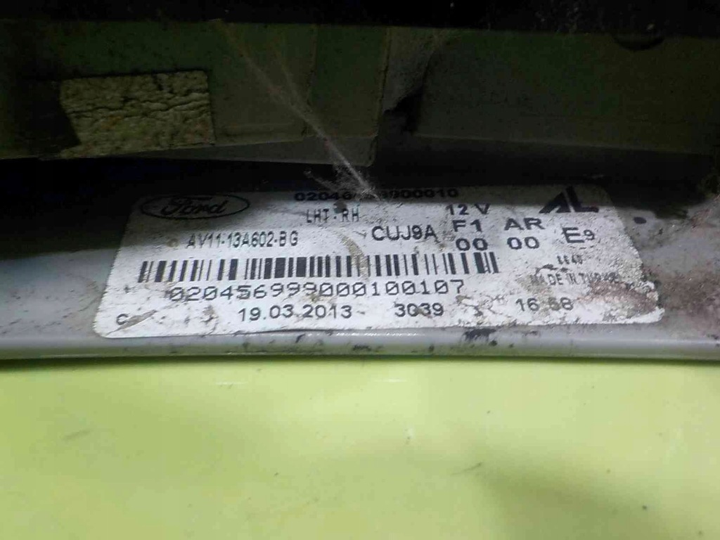фото №6, Ford b-max 1.0 b 13r 5d лампа правая задняя w крышка av11-13a602-bg