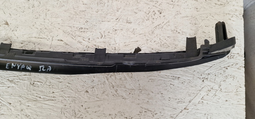 фото №8, Skoda enyaq 5la решётка средняя бампера