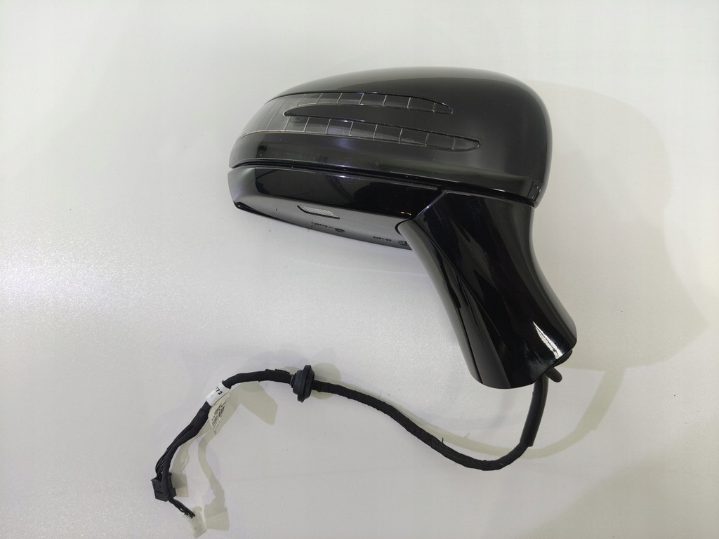 фото №1, Mercedes r172 правое зеркало 8+9 europa 197