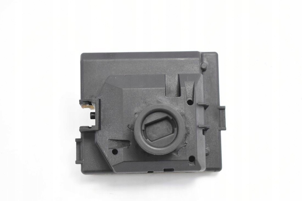 фото №9, Mercedes w205 замок зажигания модуль legal c205 coupe